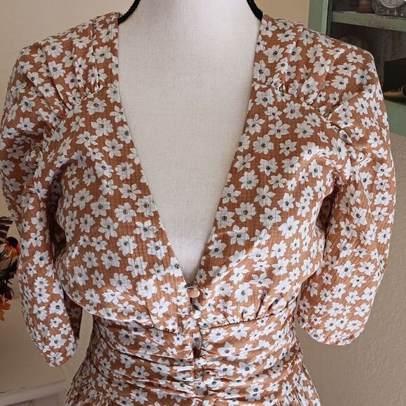 Bec & Bridge Floral Midi - Picture 3 of 15